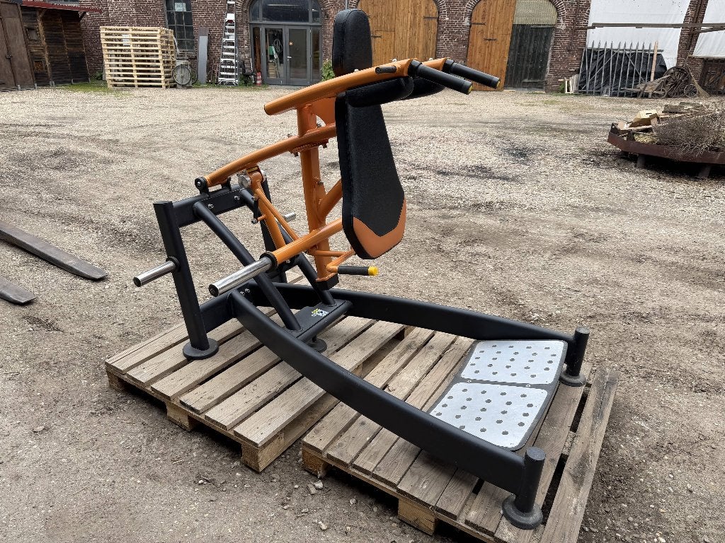 Squat machine (Plate loaded V-Squat), Ophalen, Krachtstation, Zo goed als nieuw, Metaal