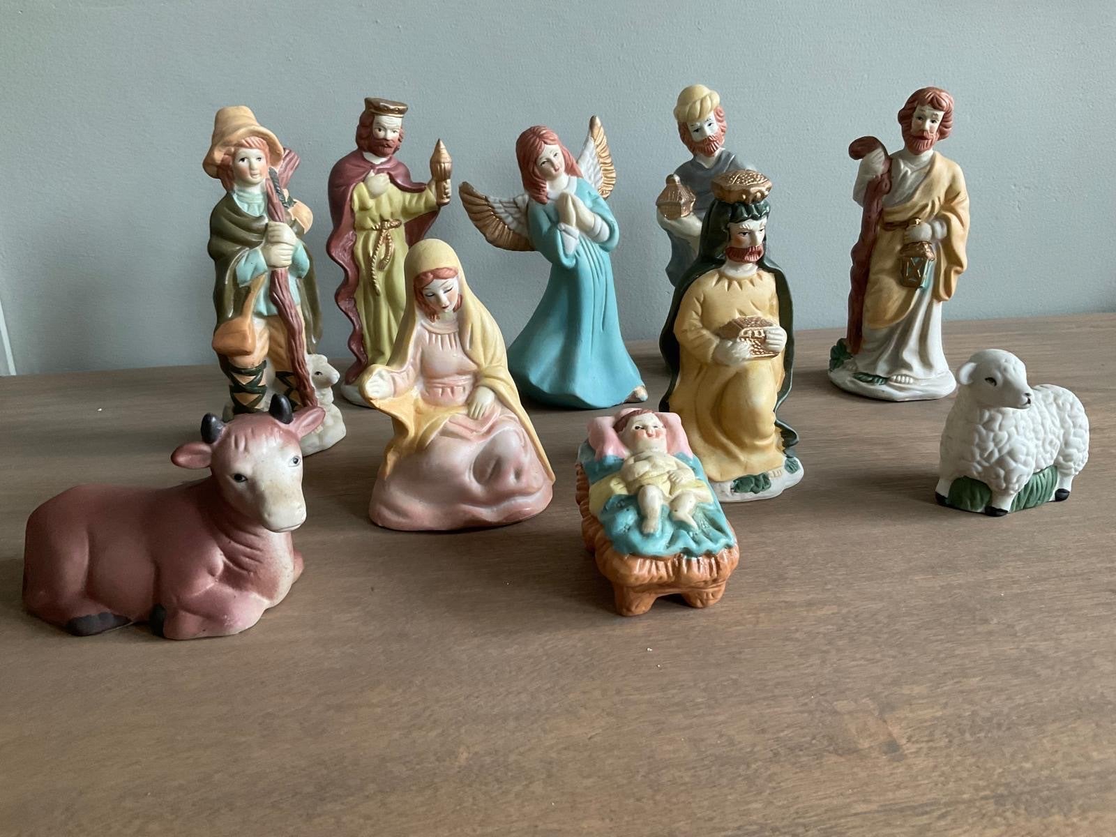 Robuuste vintage Kerststal beeldjes set - 10 stuks, Ophalen of Verzenden, Zo goed als nieuw