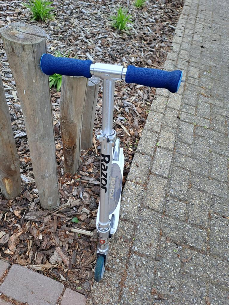 Razor stunt-/vouwstep aluminium – stevig en soepel rijdend, Ophalen, Gebruikt, Gewone step