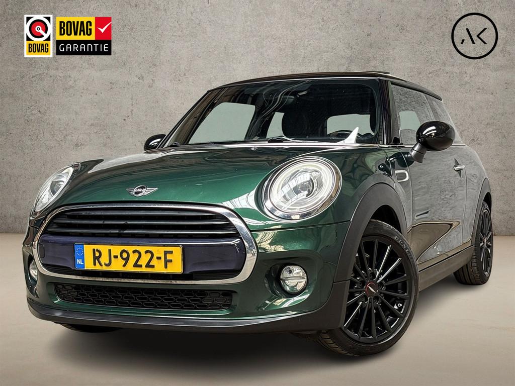 MINI Mini 1.5 Cooper JCW Pack Automaat (PANORAMADAK, NAVIGAT, 12 maanden, Gebruikt, 4 stoelen, Origineel Nederlands