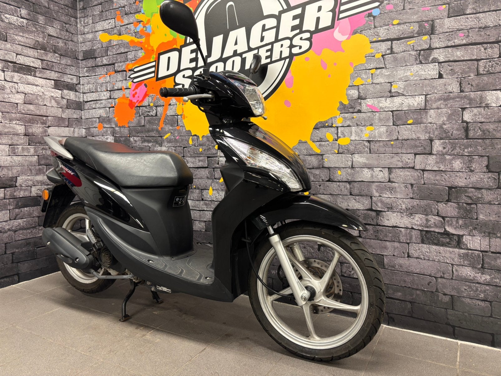 Honda Vision 4 takt bromscooter, Honda, Benzine, Info@honda.nl, Ophalen