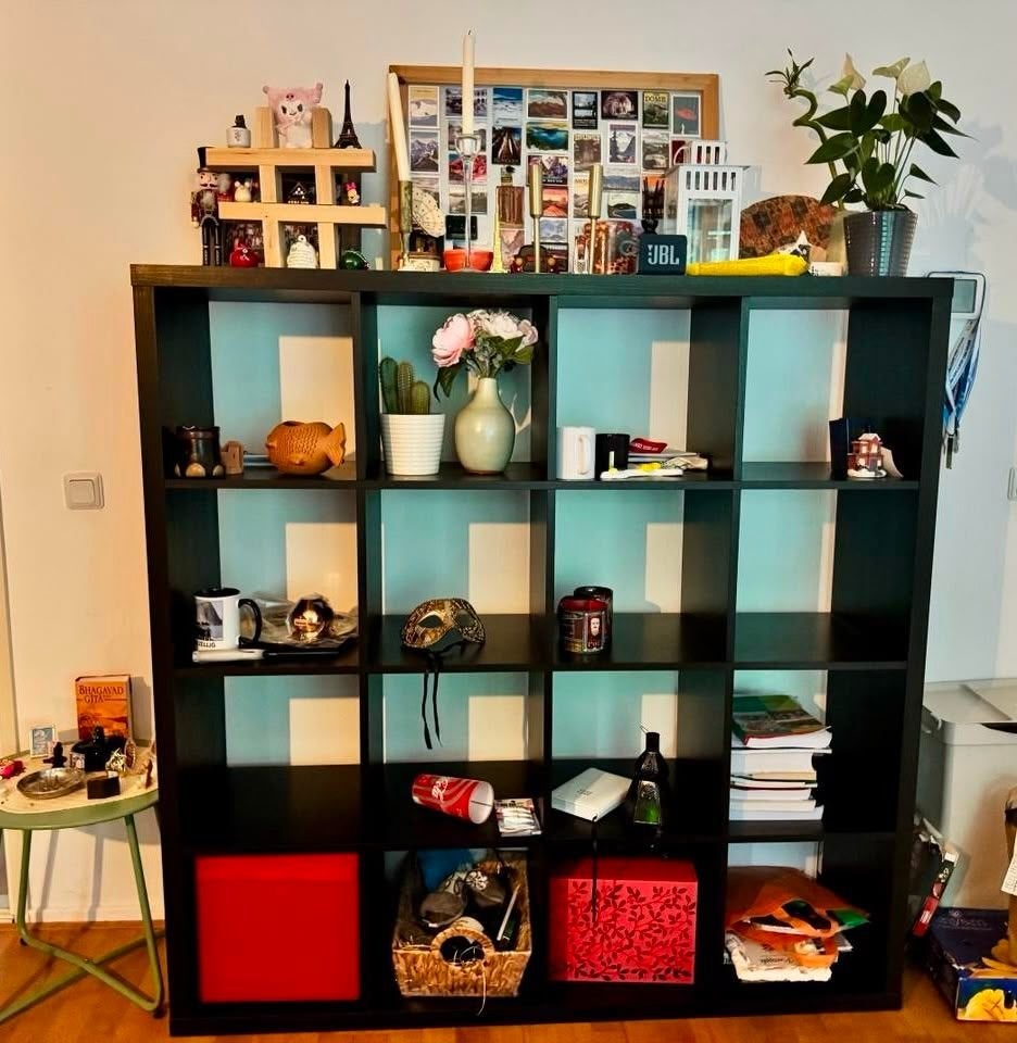 Selling IKEA Kallax bookshelf, Ophalen, 100 tot 150 cm, 100 tot 150 cm, Zo goed als nieuw