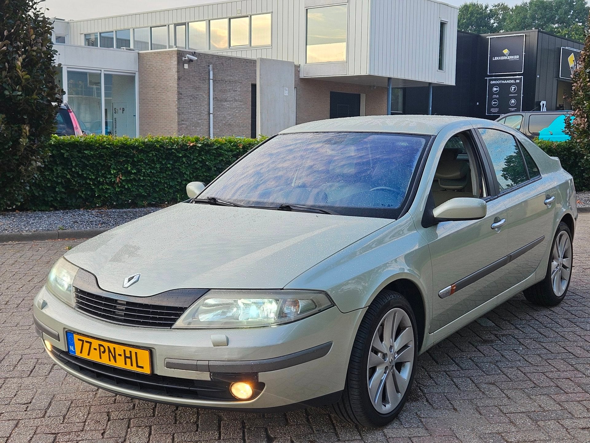 Renault Laguna 2.0-16V T Privilège automaat, Gebruikt, 4 cilinders, 163 pk, Bedrijf