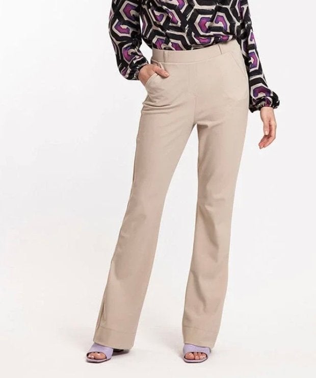 Studio Anneloes flared bonded broek cappuchino travel mt L, Kleding | Dames, Overige kleuren, Maat 42/44 (L), Ophalen of Verzenden