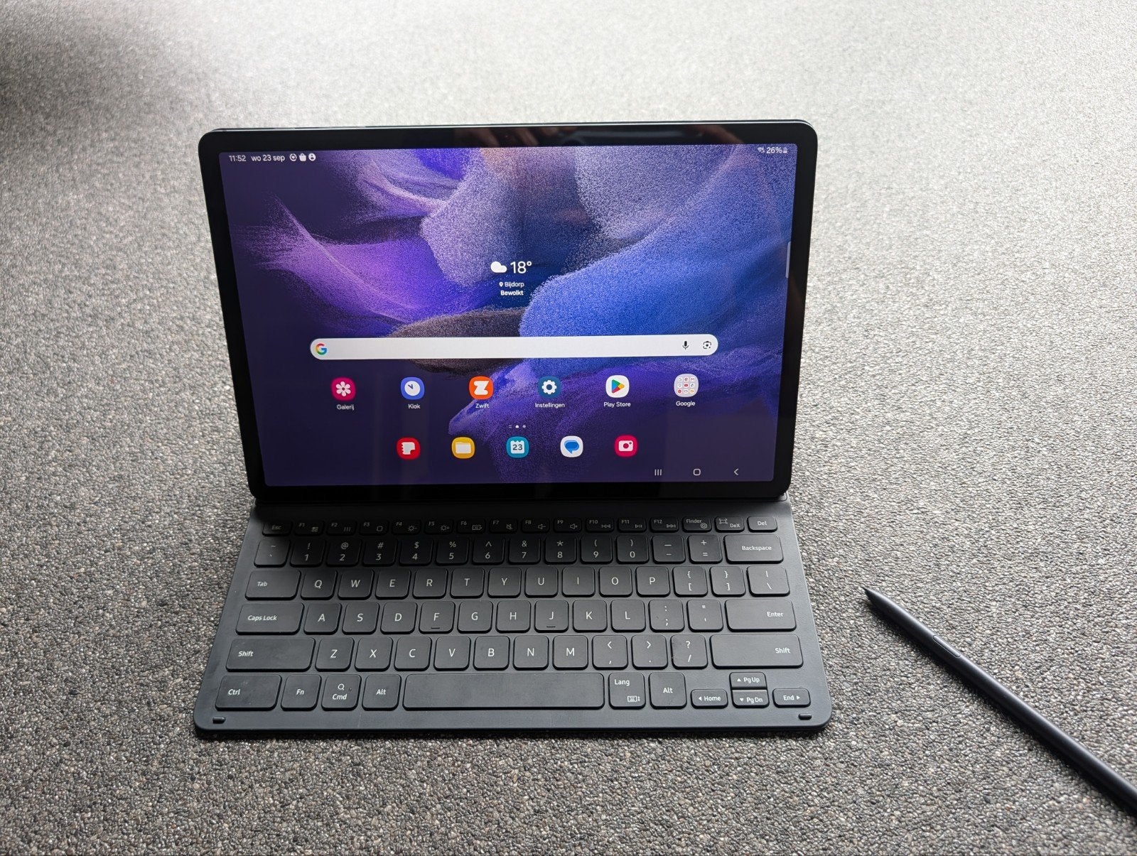 Samsung Galaxy Tab S7 FE met toetsenbord en S Pen, Computers en Software, Galaxy Tab S7 FE, 12 inch, Ophalen of Verzenden, Zo goed als nieuw
