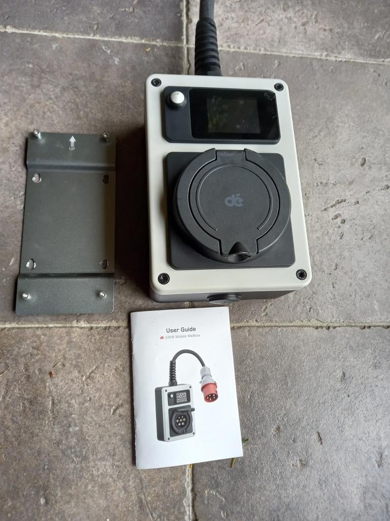 Mobiele Wallbox 22kW/11kW - 4 maanden gebruikt, Auto diversen, Laadpalen, Ophalen of Verzenden, Zo goed als nieuw, Laadpaal