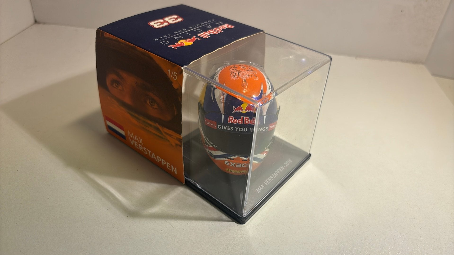 F1 helm max verstappen 2016 spark 1.5, Ophalen of Verzenden, Zo goed als nieuw, Formule 1