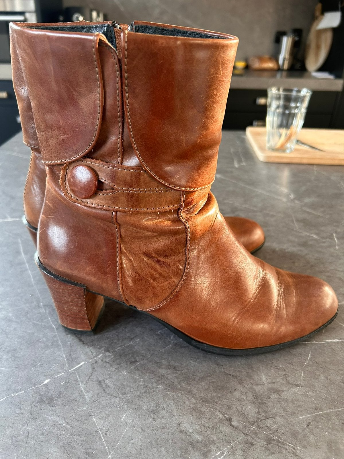 Prachtige bruine laarzen, Bruin, Lage of Enkellaarzen, Ophalen of Verzenden, Gedragen