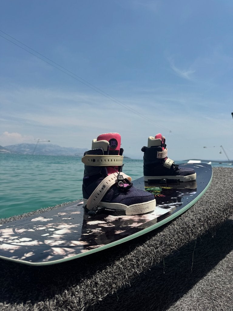 Wakeboard bindingen maat 38.5, Ophalen of Verzenden, Zo goed als nieuw, Schoenen