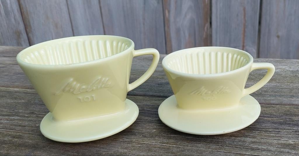 Jaren '50 Melitta porseleinen koffiefilters - set van 2, Antiek en Kunst, Ophalen of Verzenden