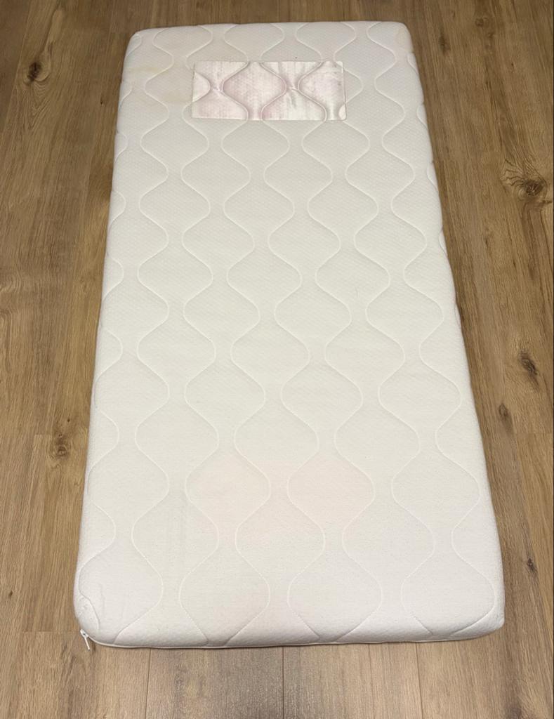 Matras voor babybed 120x60 cm, Kinderen en Baby's, Babywiegjes en Ledikanten, Ophalen, Gebruikt