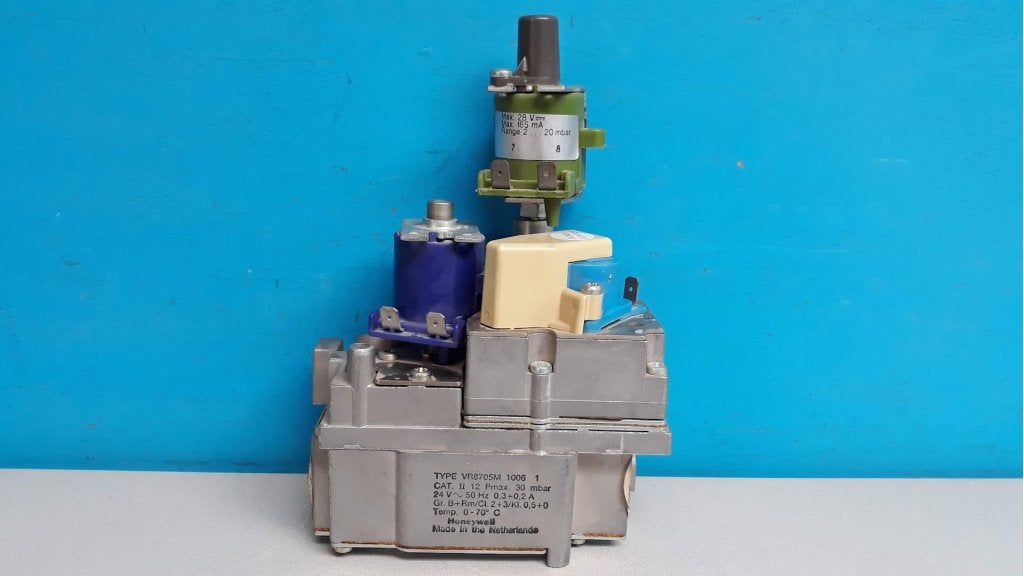 Gasblok Honeywell type: VR8705M 1006, Niet ingevuld, Cv-ketel of Combi-ketel, Niet ingevuld, Nieuw