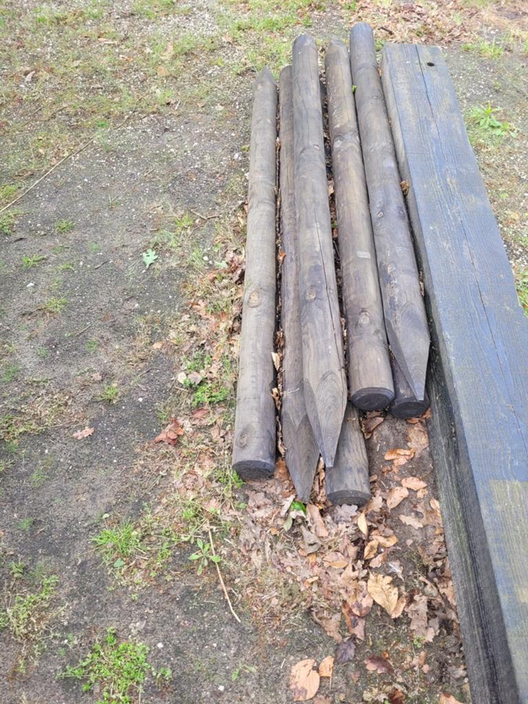 Weiland palen  8 stuks nieuw, Ophalen, Nieuw, Minder dan 180 cm, Palen