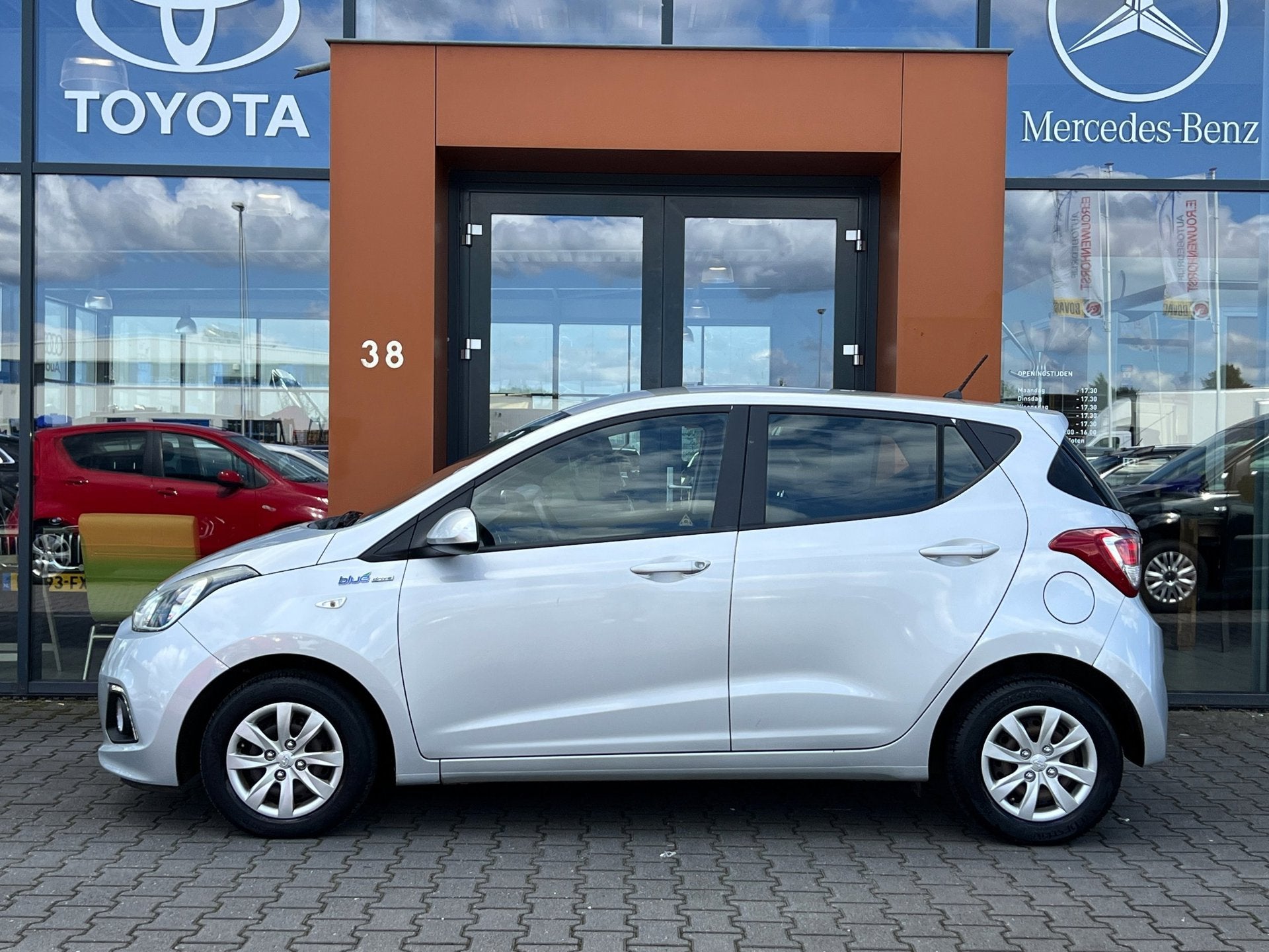 Hyundai I10 1.0i i-Motion|Cruise|Airco|Isofix|Bluetooth|AUX, Voorwielaandrijving, Euro 5, Gebruikt, 23 km/l