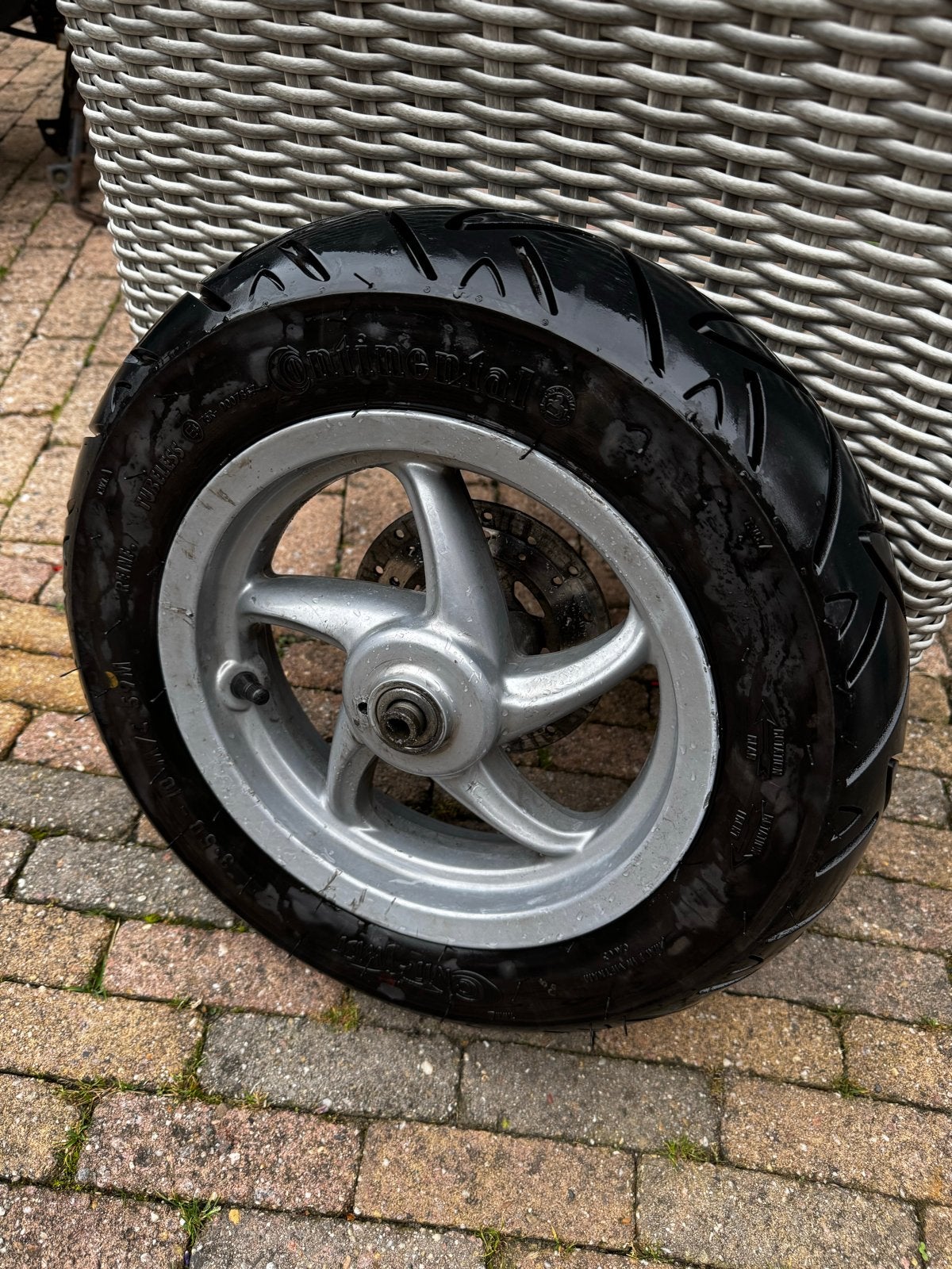 Voorwiel Piaggio Zip Type 3 met nieuwe Continental band, Ophalen of Verzenden, Zo goed als nieuw, Overige typen, Piaggio