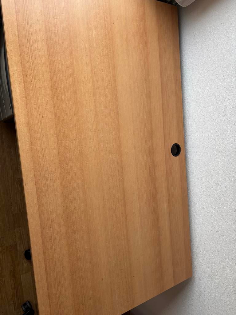 Stevig houten bureau  inc lade blok en goede bureaustoel, Ophalen, Gebruikt, Hout, Kabelgoot
