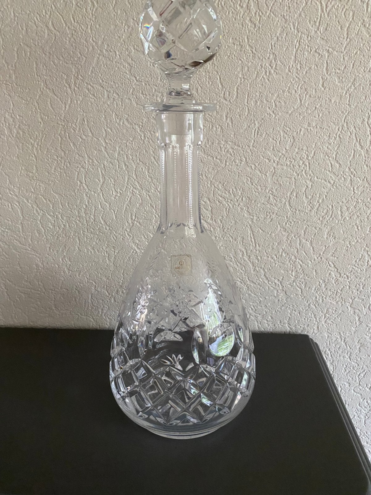 Handgeslepen karaf YUGOSLAVIA, Antiek en Kunst, Antiek | Glas en Kristal, Ophalen of Verzenden