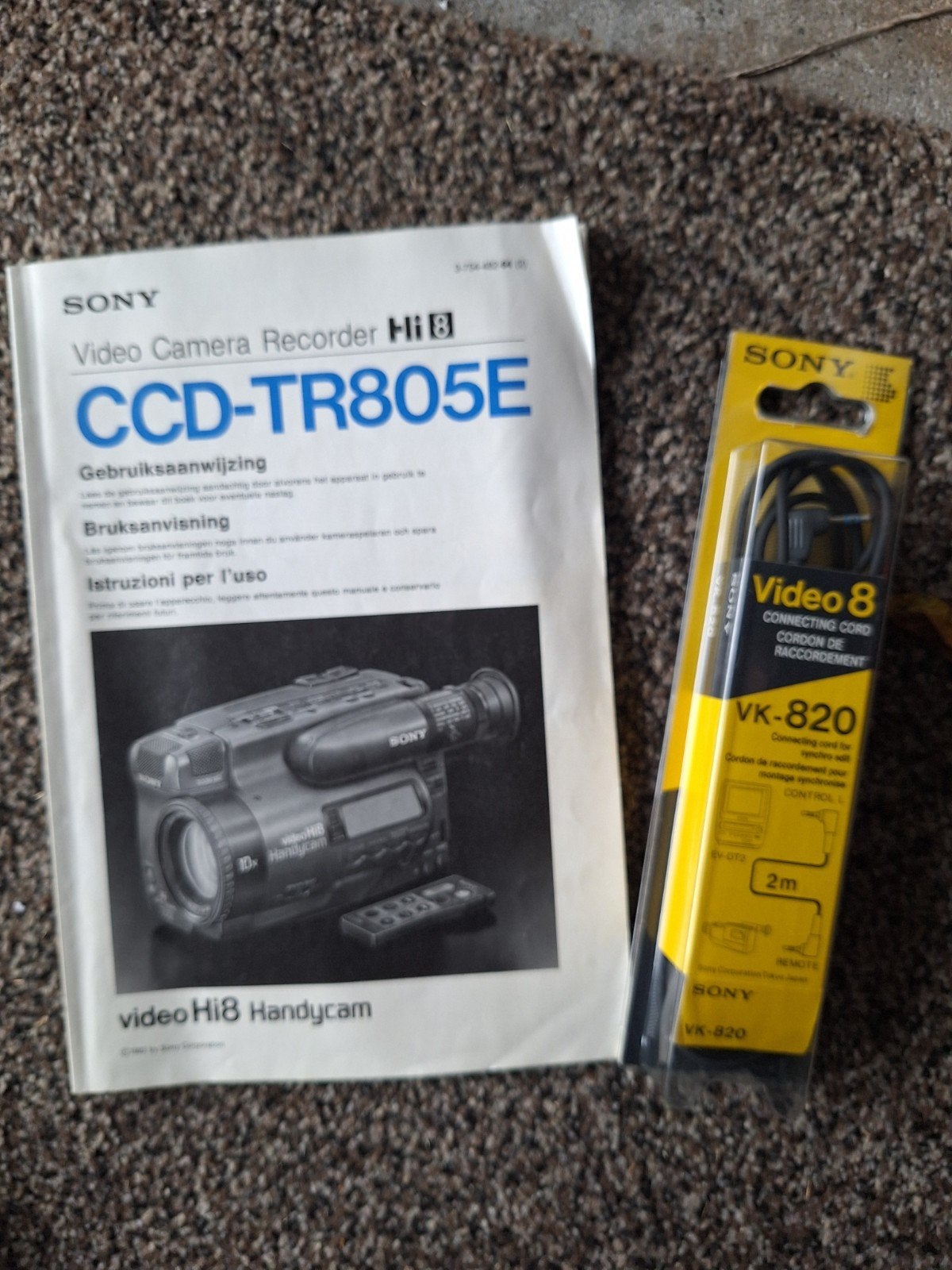 Sony CCD-TR805E Video Hi8 Handycam met accessoires, Ophalen, Gebruikt, Overige soorten, Minder dan 8x