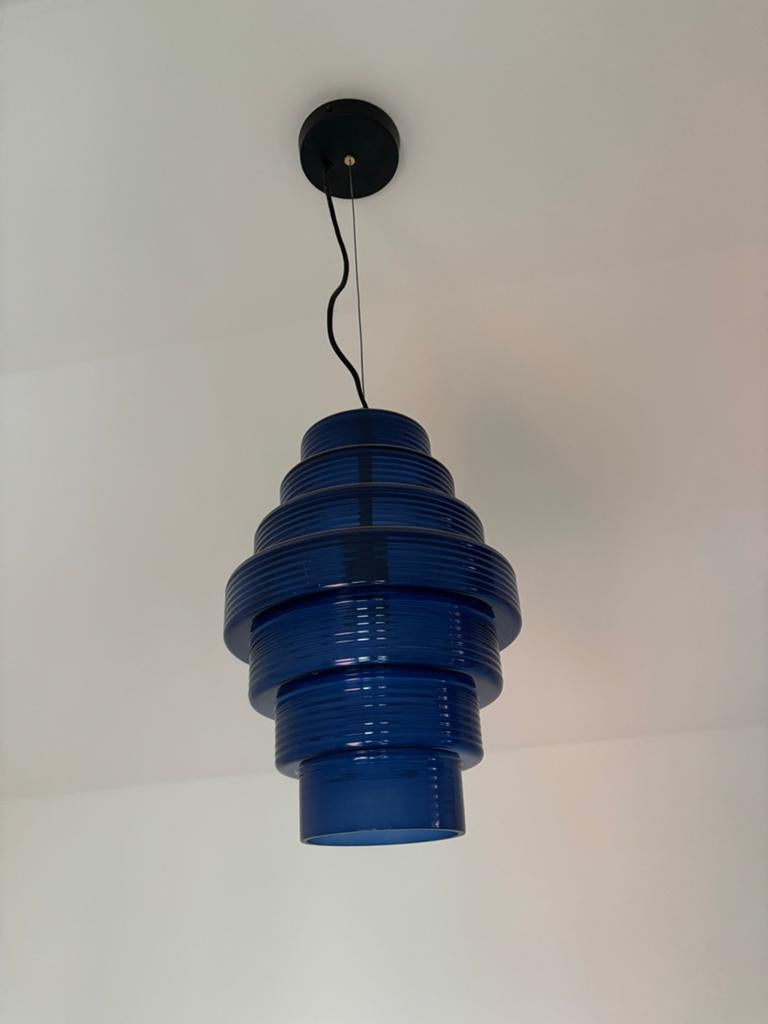 Hanglamp blauw glas, Huis en Inrichting, Lampen | Hanglampen, Ophalen, Zo goed als nieuw, Glas, Minder dan 50 cm