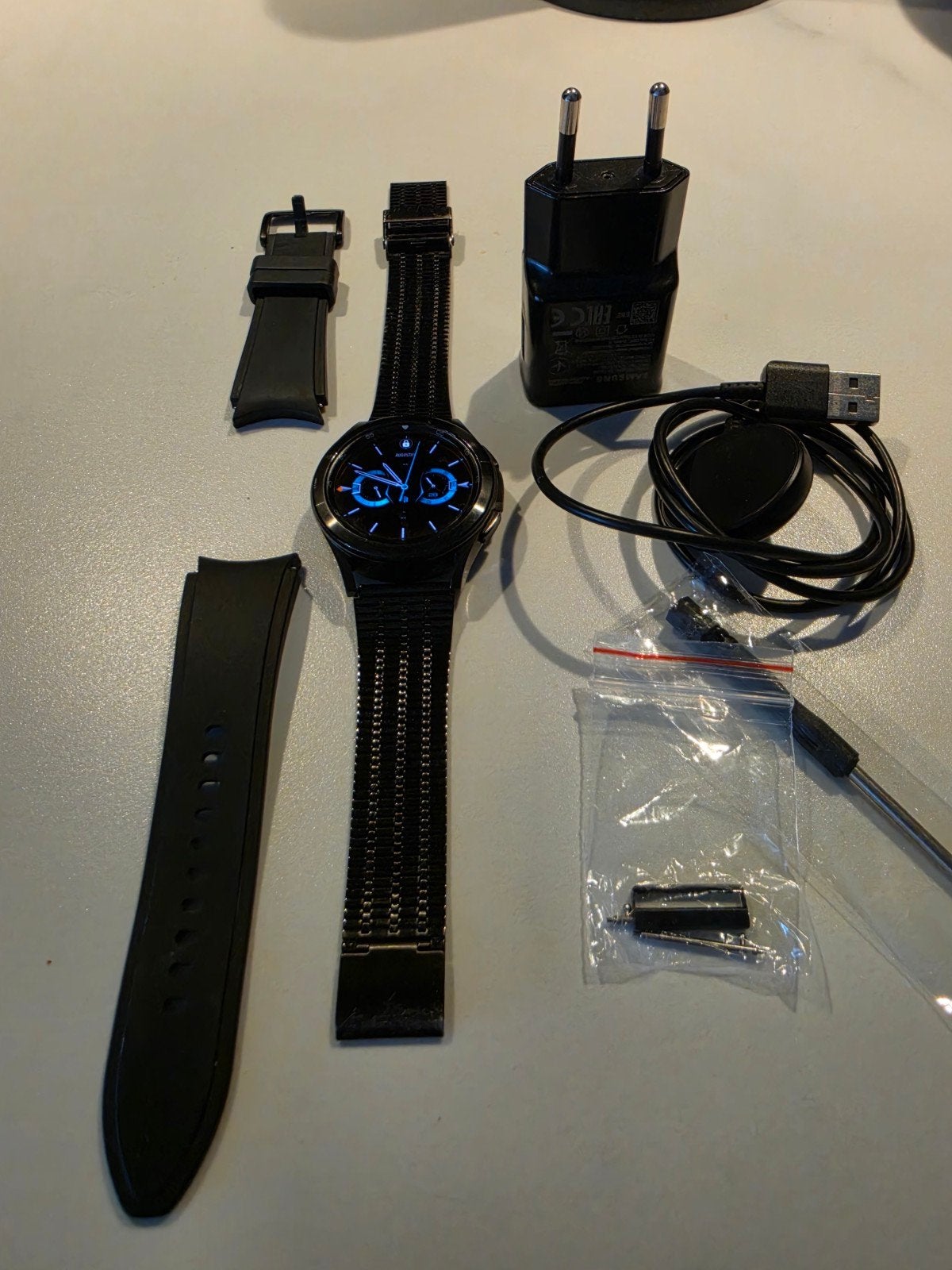 Samsung Galaxy Watch4 Classic 42mm Zwart + extra bandje, Ophalen, Gebruikt, Zwart, Hoogte
