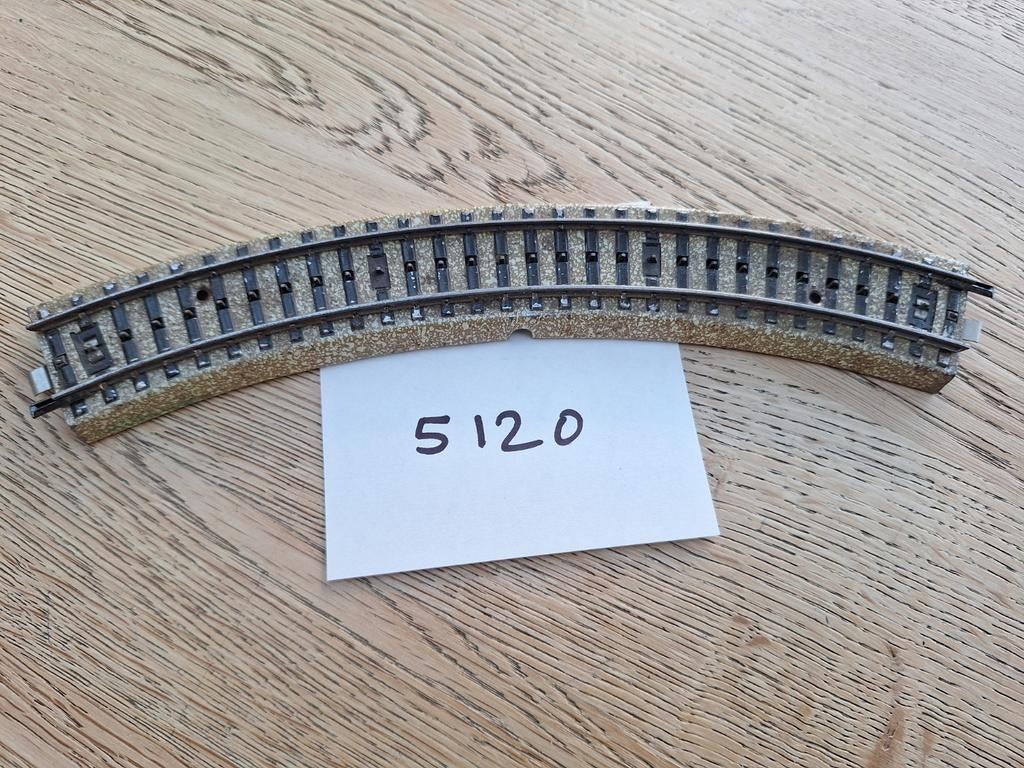 Märklin M-rail gebogen 5120  27x, Wisselstroom, Gebruikt, Rails, Ophalen of Verzenden