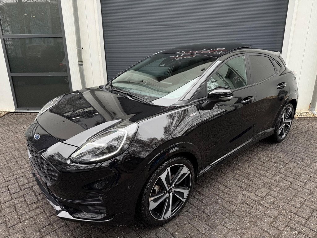 Ford Puma 1.0 EcoBoost Hybrid ST-Line X 125 Pk Pano/Navi/LED, Auto's, Ford, Voorwielaandrijving, 125 pk, Zwart, Leder en Stof