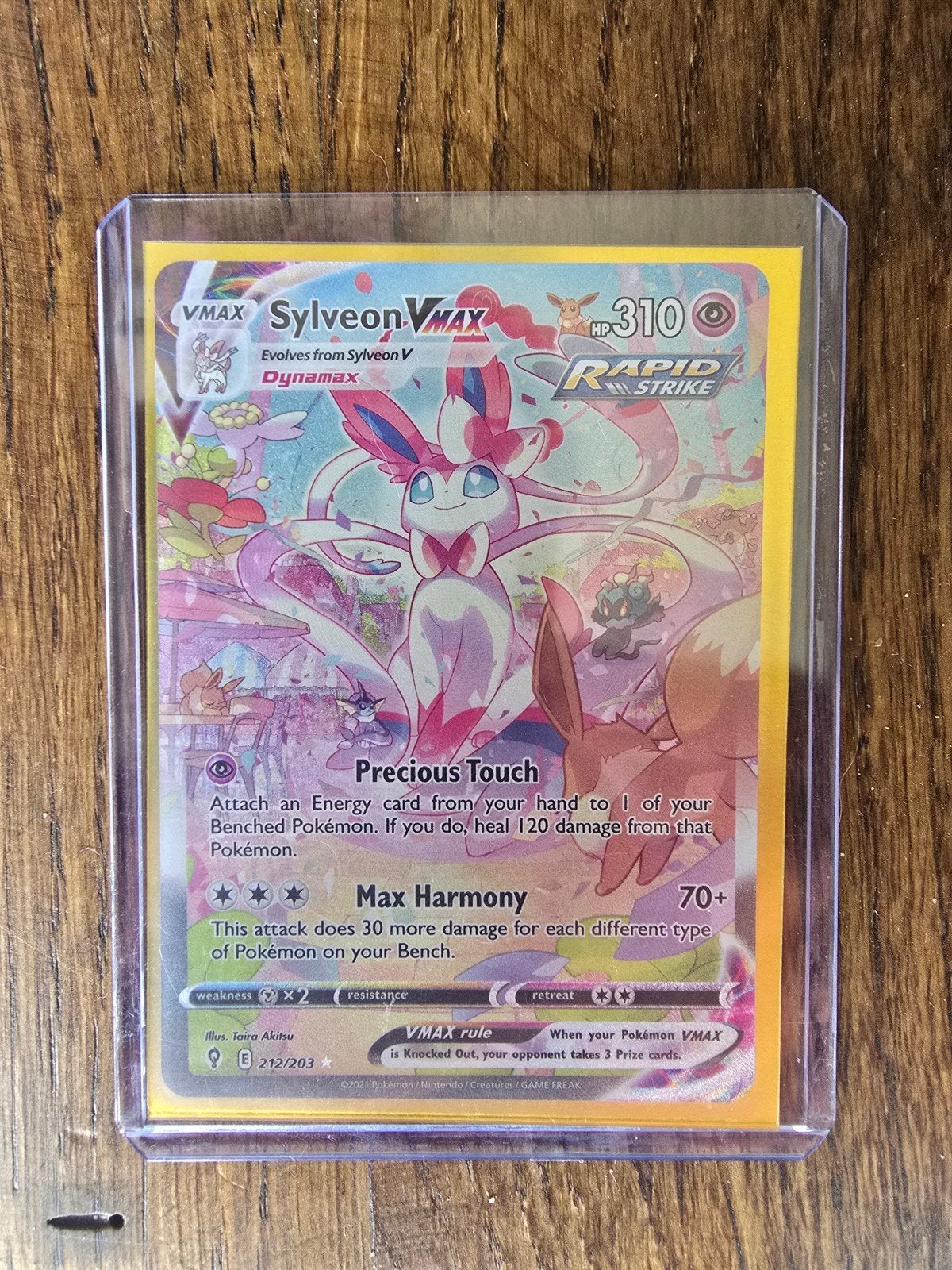 Sylveon VMAX 212/203 evolving skies, Hobby en Vrije tijd, Ophalen of Verzenden, Zo goed als nieuw, Losse kaart, Foil