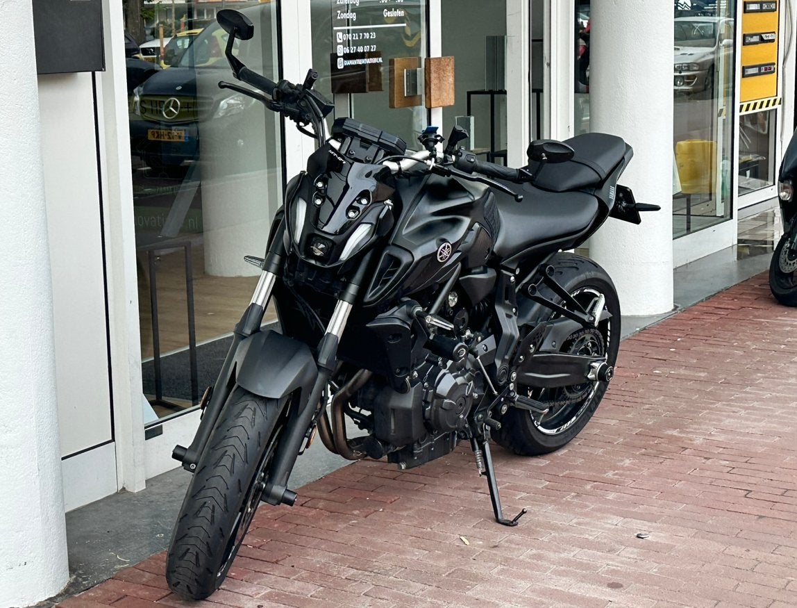 2021 Yamaha MT-07 met Akrapovic uitlaat, 700 cc, 2 cilinders, Sportuitlaat, Motorrijbewijs A