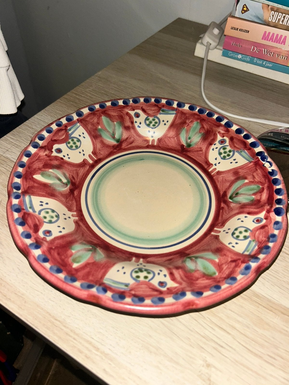 Prachtig Italiaans Solimene Vietri bord (kip), Ophalen of Verzenden