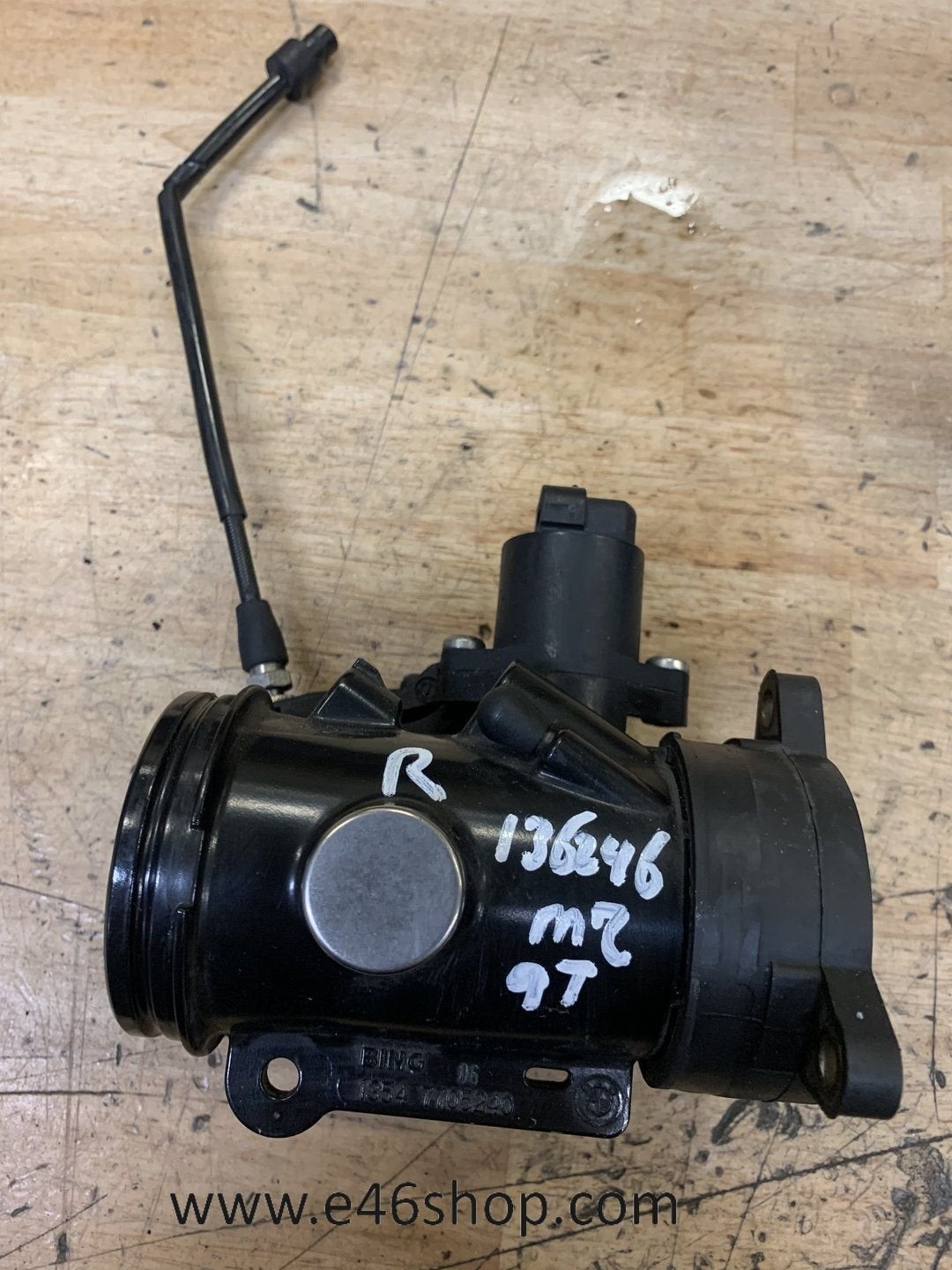 GASKLEPHUIS RECHTS BMW K25 K27 K21 K22 K23 K32 K33 OE 135477, Gebruikt, -, -, Ophalen of Verzenden