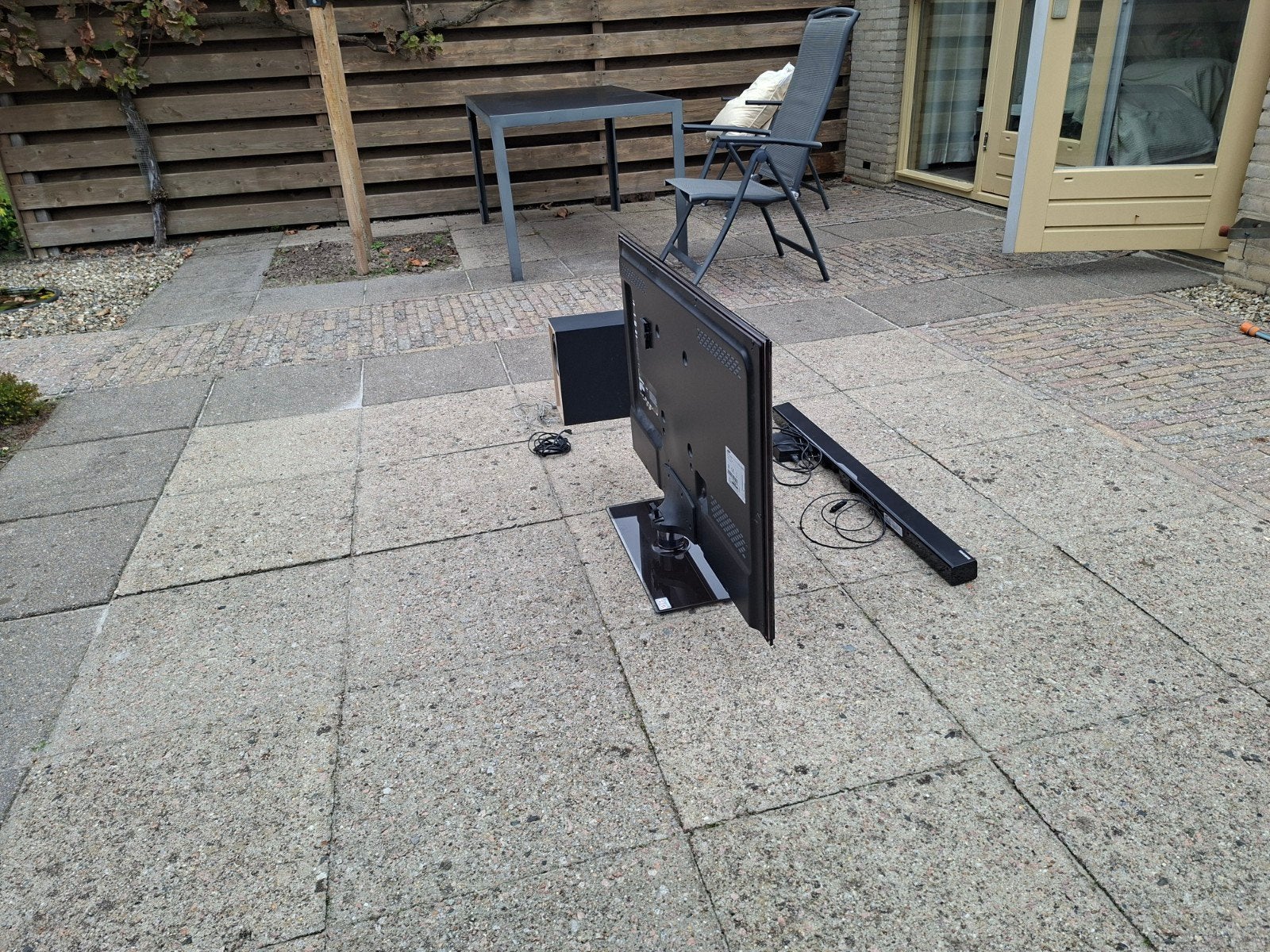 Foto 4 van Samsung tv + Samsung Soundbar