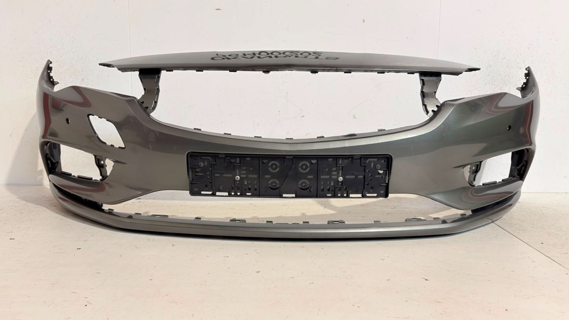 Opel Astra K Voorbumper 39052730, Gebruikt, Voor, Opel Automobile GmbH, Ophalen of Verzenden