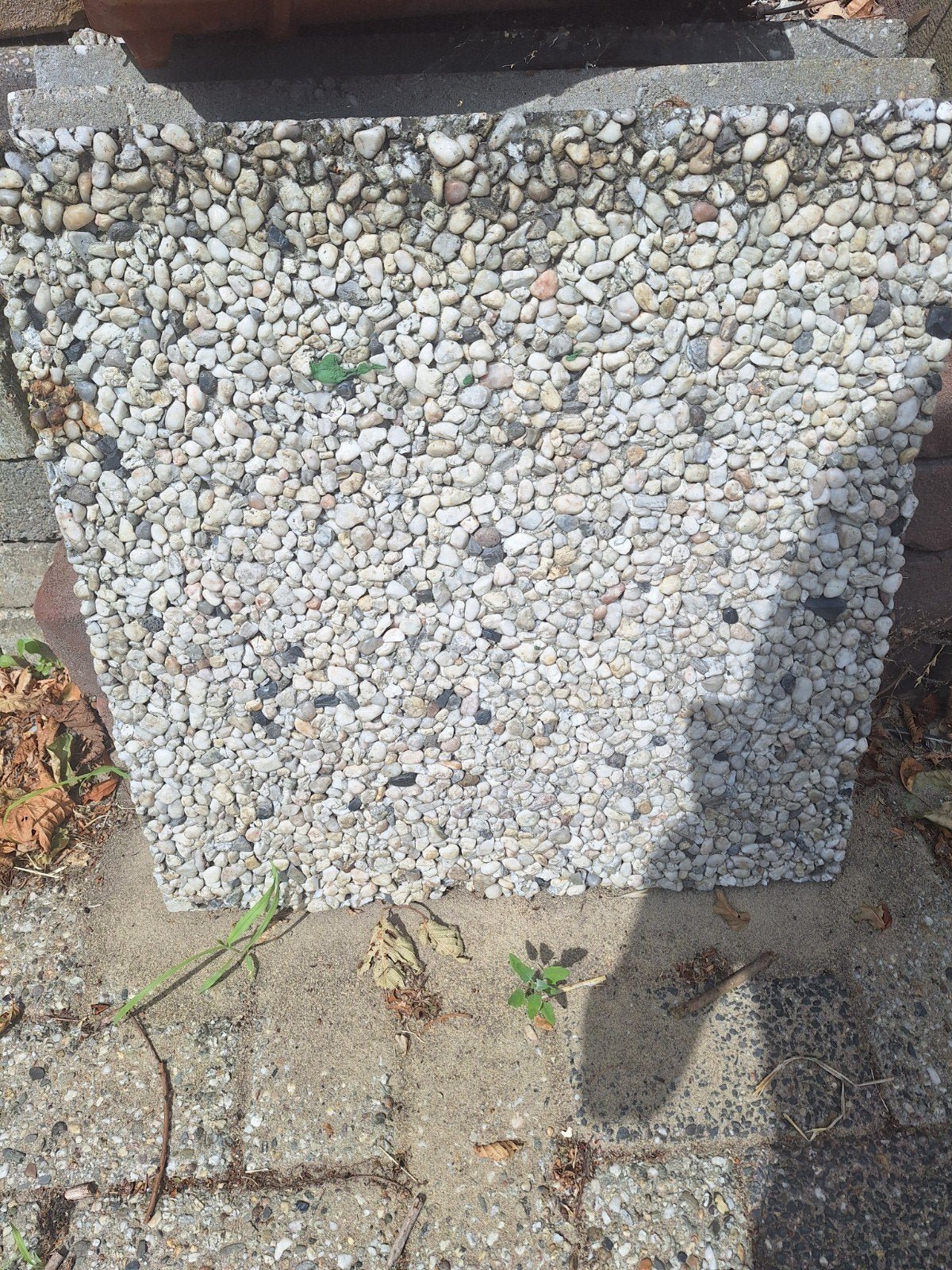 Grindtegels en donkergrijze tegels, Ophalen, Gebruikt, Minder dan 5 m², Grind