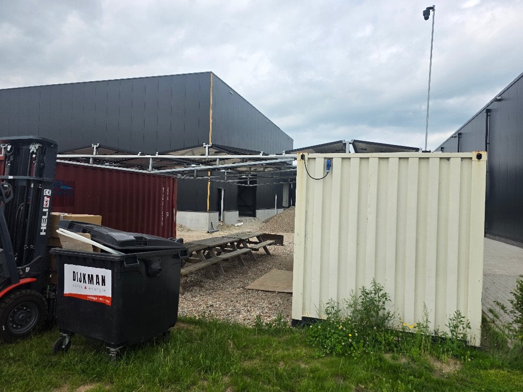 Bouwopstelling 2x 20ft container + kantine, toilet & PV, Zakelijke goederen, Ophalen