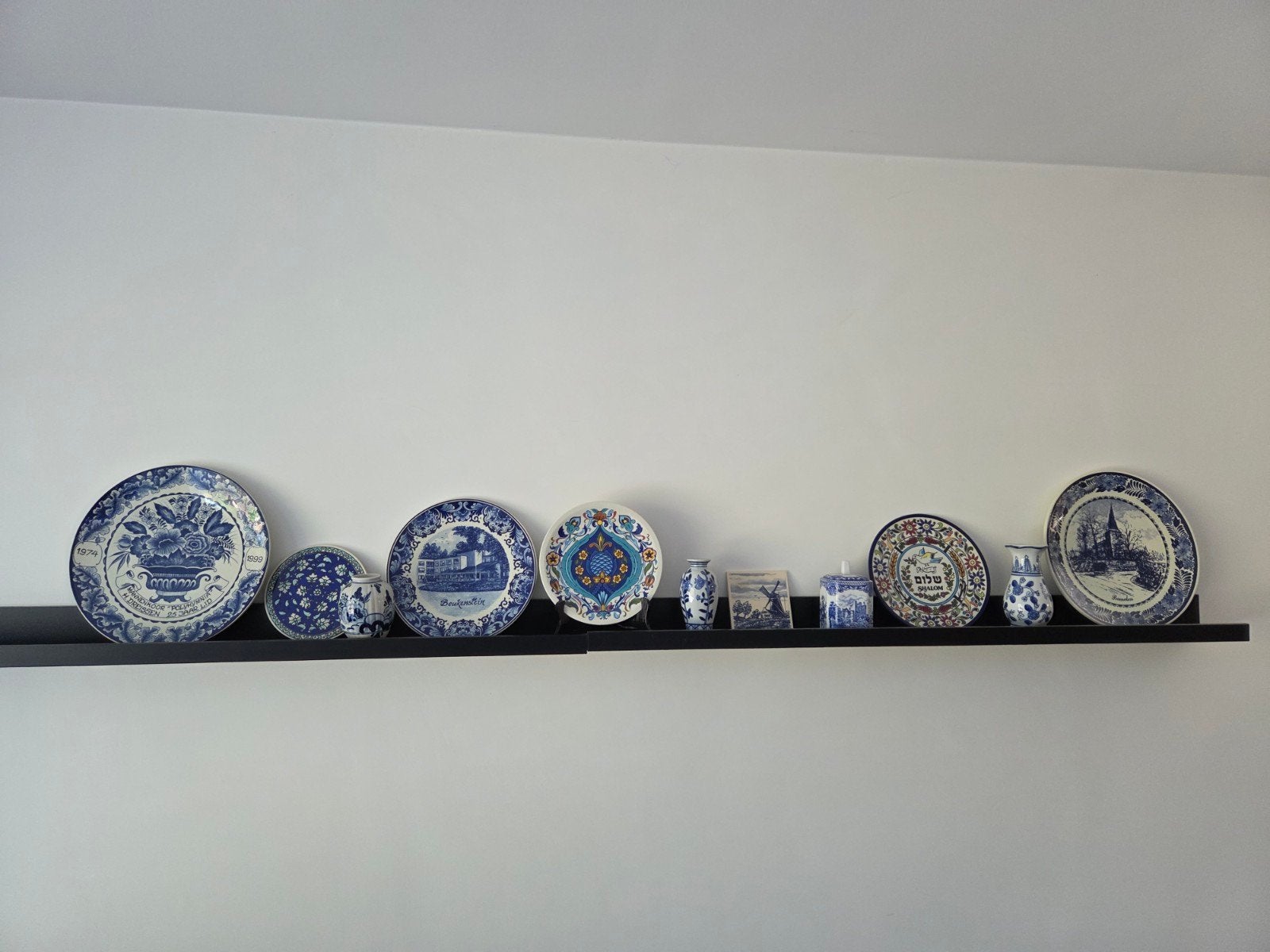 Diverse collectie Delfts Blauw en decoratieve borden/vaasjes, Antiek en Kunst, Ophalen