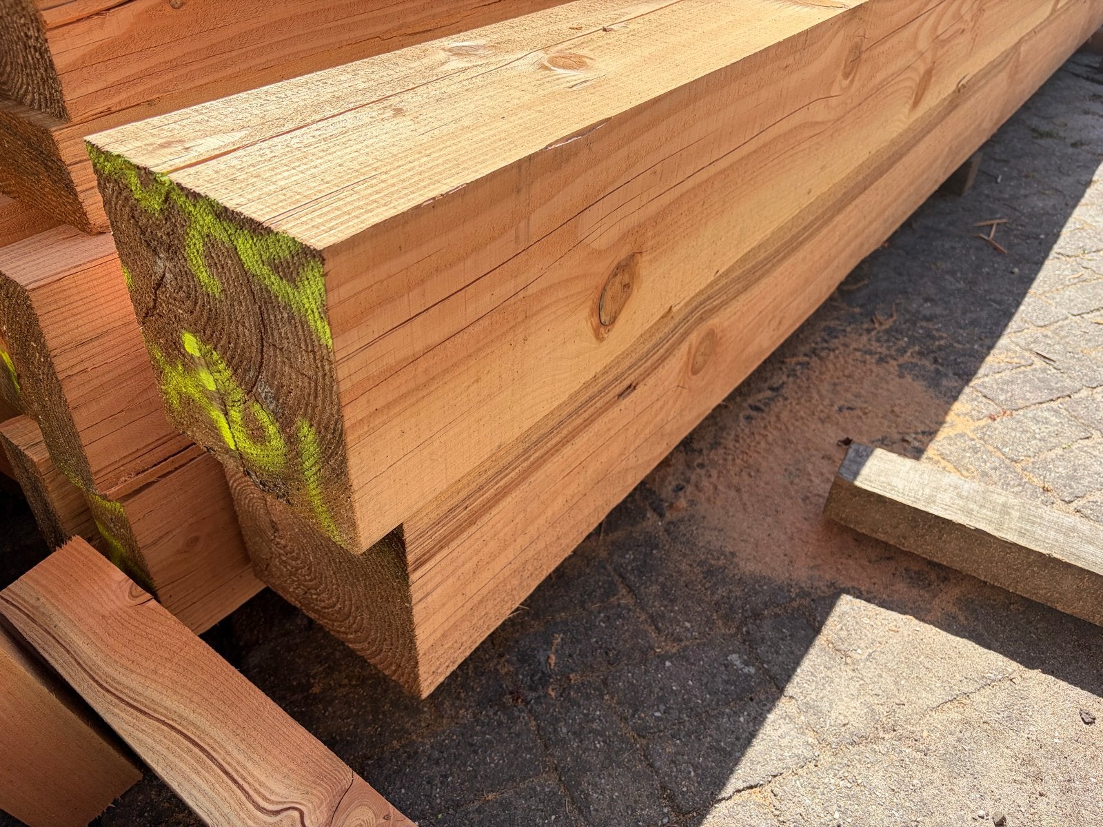 Douglas balken 20x20 cm, 6 meter lang, Doe-het-zelf en Verbouw, Ophalen, Nieuw, Balk, Overige houtsoorten