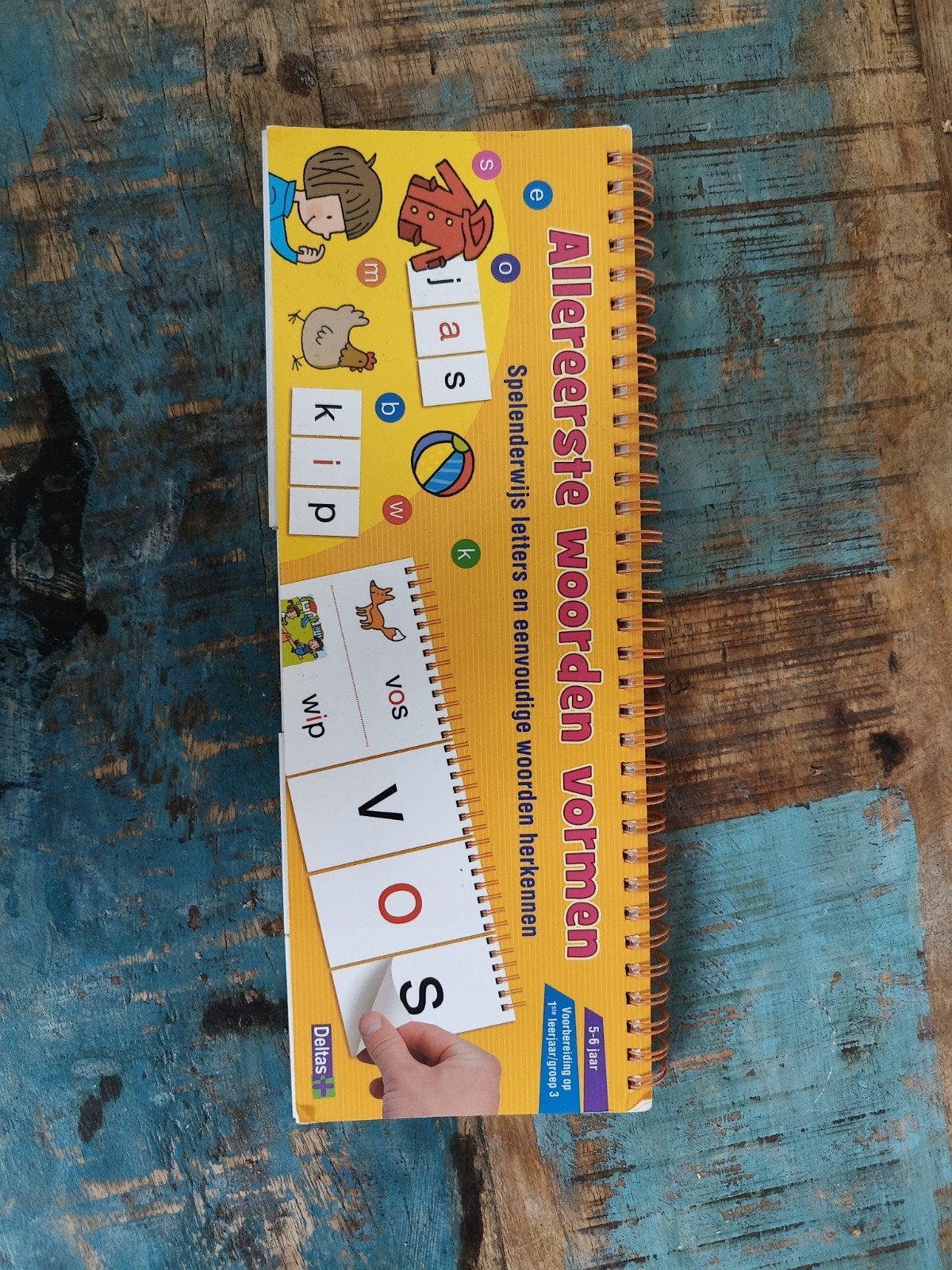 Allereerste woorden vormen - Spelenderwijs letters leren, Boeken, Jongen of Meisje, Ophalen of Verzenden, Zo goed als nieuw, 5 of 6 jaar