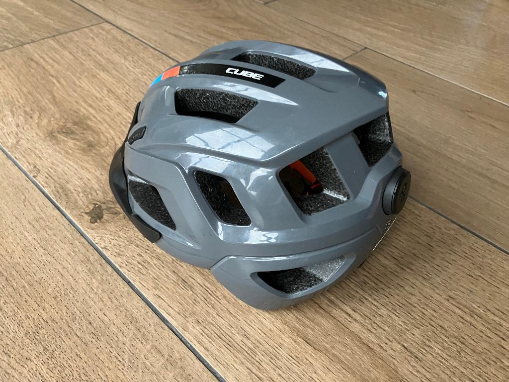 Cube fietshelm (49-55 cm), Fietsen en Brommers, Fietsaccessoires | Fietshelmen, Jongen of Meisje, Overige maten, Ophalen of Verzenden