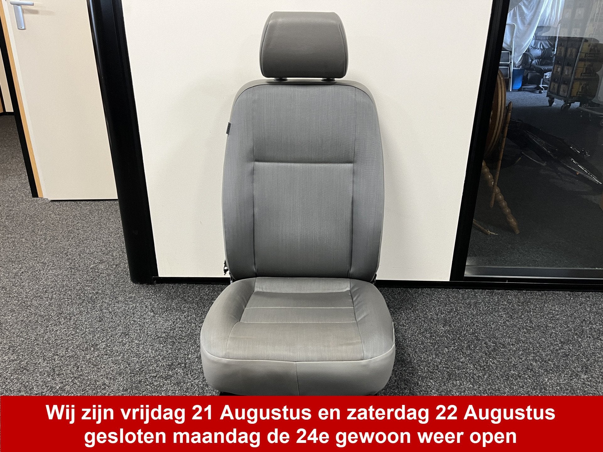 bijrijders stoel Volkswagen Transporter Passagiersstoel Comf, Dani Autobedrijven B.V., Gebruikt, Verkoop@daniautomobielen.nl, Ootmarsumseweg 110
7665SE  ALBERGEN, NL