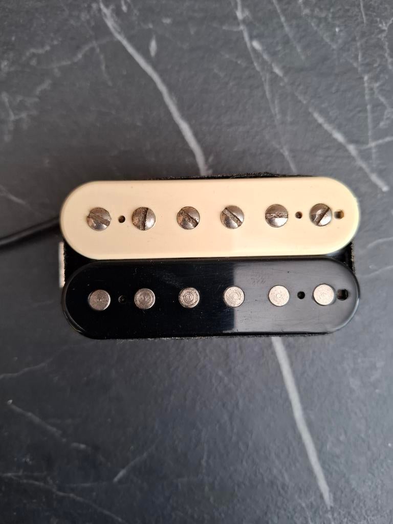 Bare Knuckle Nailbomb Alnico V Brug Humbucker Zebra, Muziek en Instrumenten, Ophalen of Verzenden, Zo goed als nieuw, Elektrische gitaar
