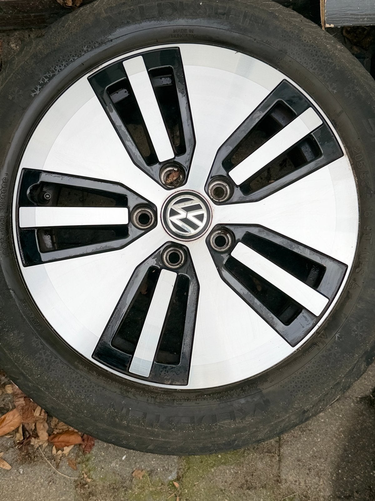 VW Velgen met Vredestein Winterbanden 205/55 R16, Auto-onderdelen, Ophalen, Gebruikt, 16 inch, Banden en Velgen