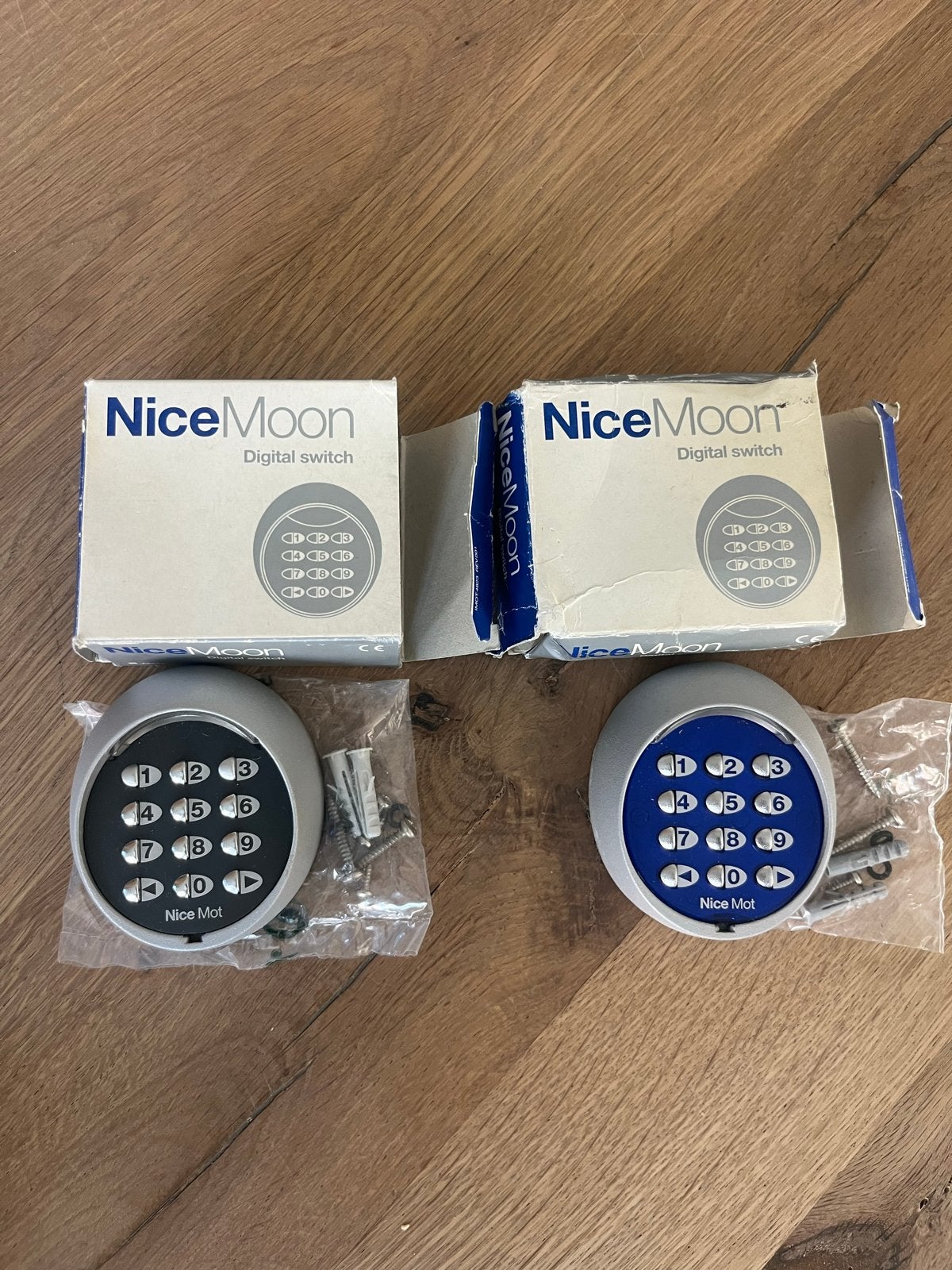 2 NiceMoon Digitale Schakelaars - codeklaviers, Doe-het-zelf en Verbouw, Ophalen of Verzenden, Nieuw