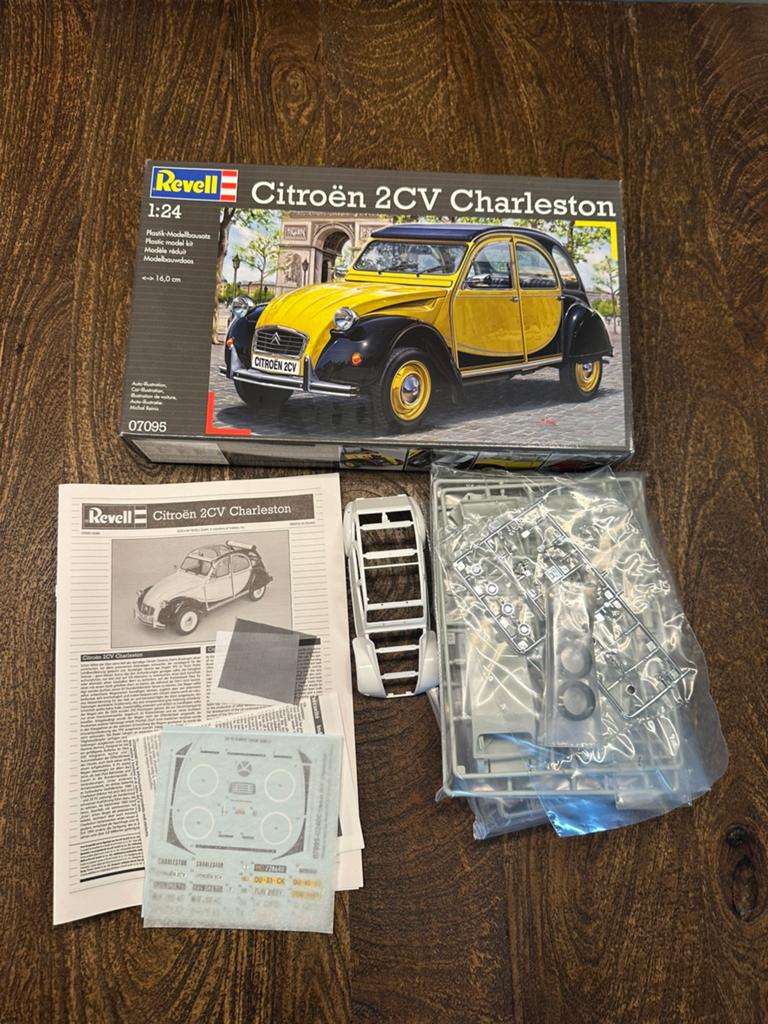 Revell Citroën 2CV Charleston Modelbouwdoos - Schaal 1:24, Auto, Revell, Groter dan 1:32, Nieuw