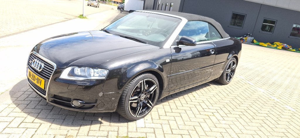 Audi A4 Cabriolet 2.0 TFSI Pro Line - S-line 2007 -236000 km, Zwart, 4 cilinders, 4 stoelen, Zwart