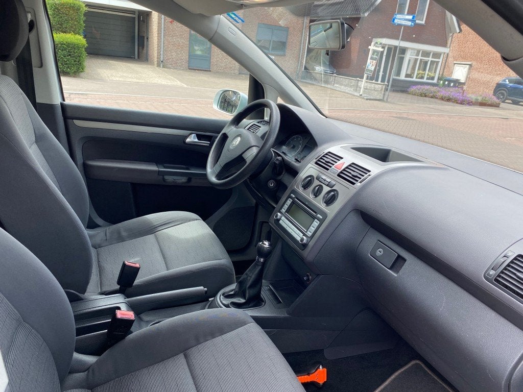 Volkswagen TOURAN 1.4 TSI OPTIVE / TREKHAAK / AIRCO / CRUISE, Auto's, Voorwielaandrijving, Gebruikt, 4 cilinders, Bedrijf