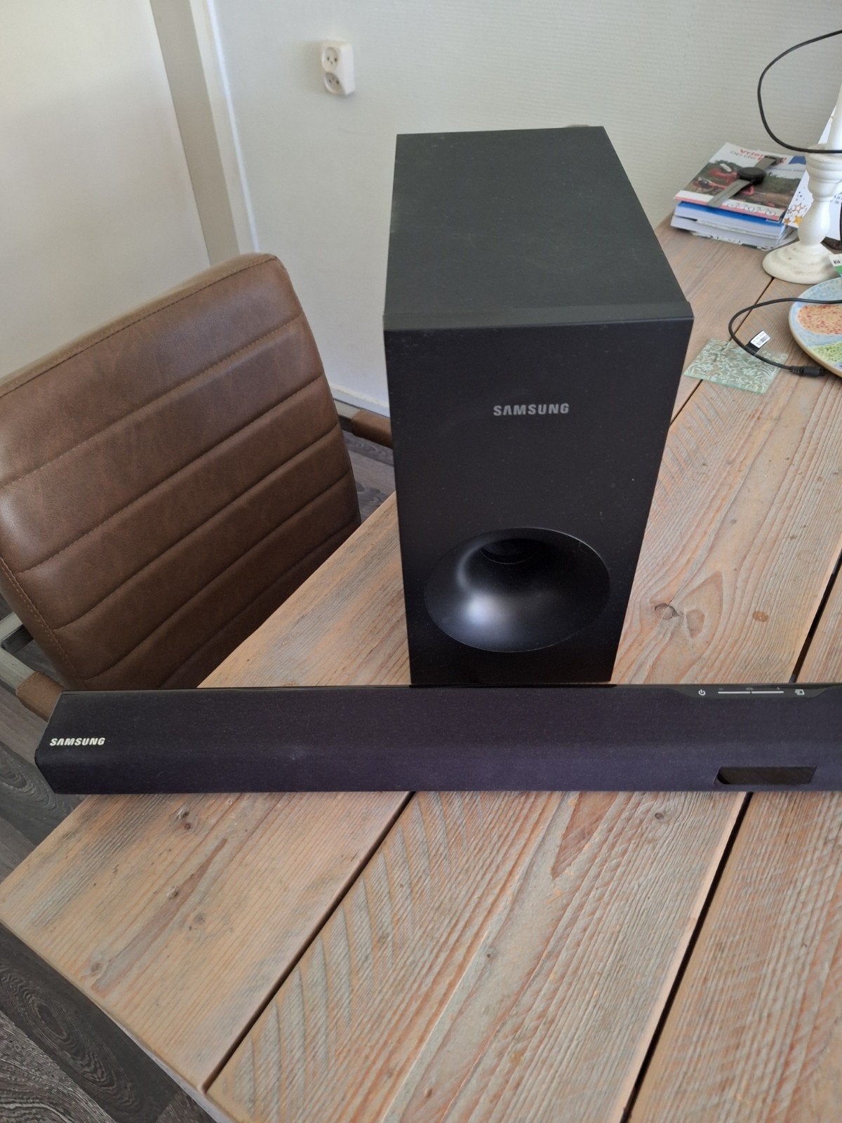 Samsung Soundbar HW-J355 met subwoofer - 93 cm breed, Ophalen, Bluetooth, Gebruikt