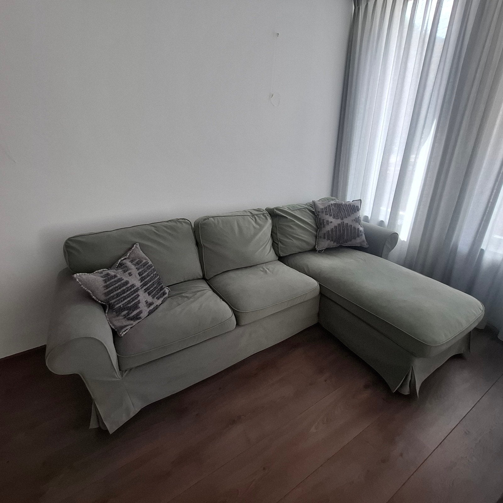 IKEA Ektorp Hoekbank met Liggedeelte - Grijsgroen, Huis en Inrichting, Banken | Bankstellen, Ophalen, 250 tot 300 cm, Hoekbank