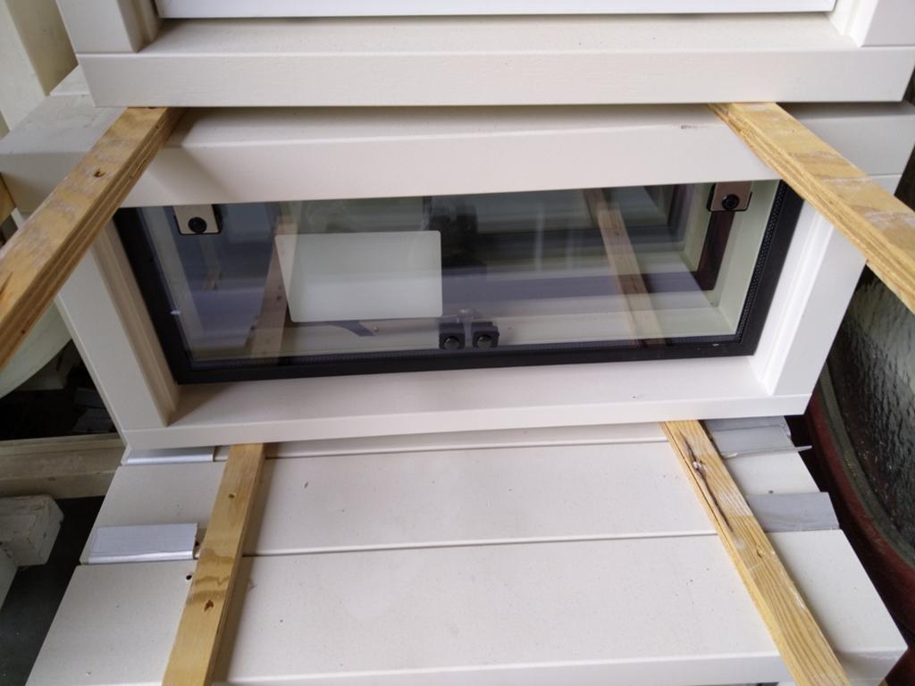Hardhout kozijn met glazen raam, Doe-het-zelf en Verbouw, Glas en Ramen, Gevelraam of Ruit, Minder dan 80 cm, Minder dan 80 cm
