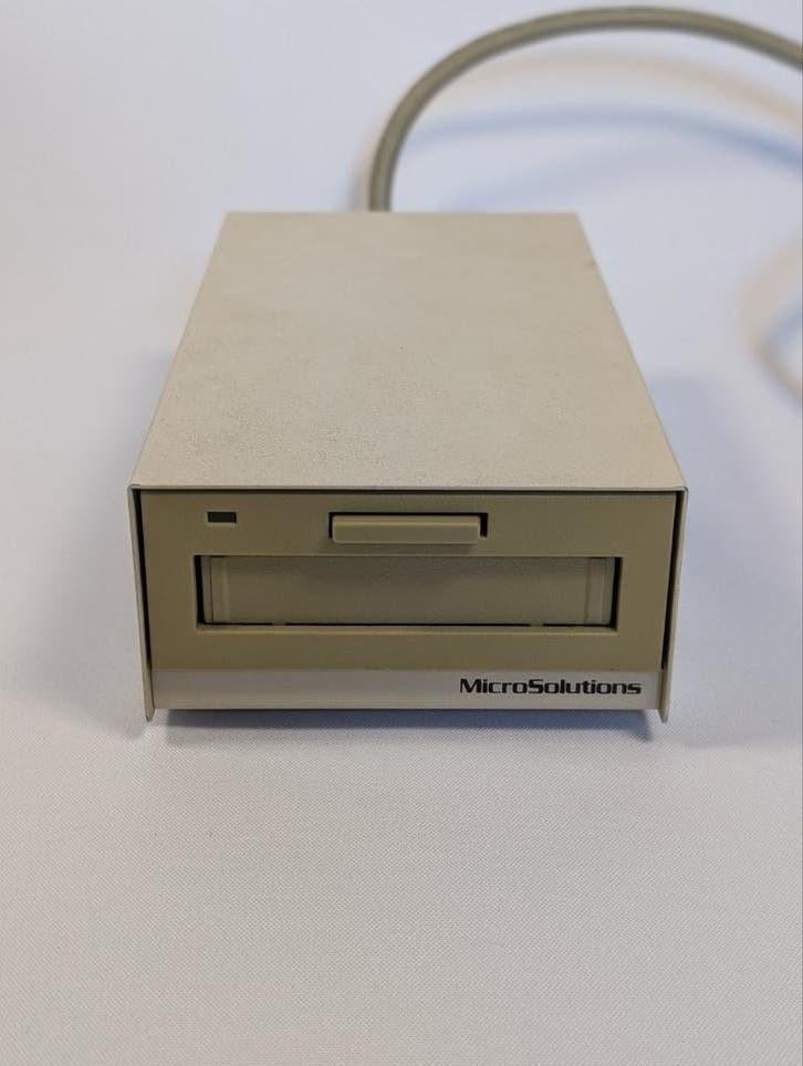 MicroSolutions BackPack Magneto-Optical Drive – Parallel, Computers en Software, Vintage Computers, Ophalen of Verzenden, ., .