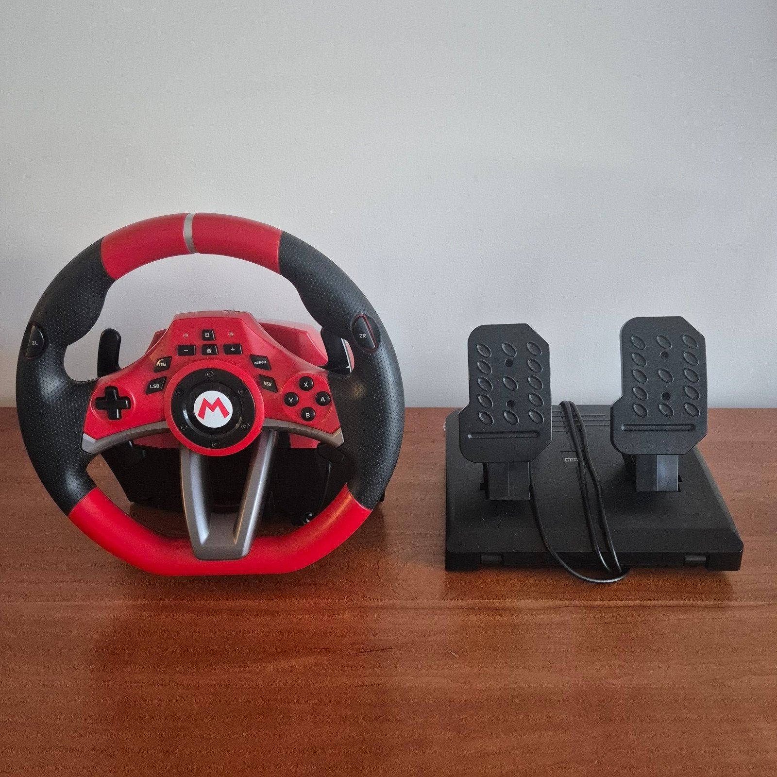 Nitendo Mario Kart race stuur met pedalen, Spelcomputers en Games, Spelcomputers | Nintendo Switch, Ophalen, Zo goed als nieuw